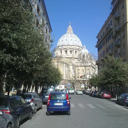 Гостевой дом Gregorios San Pietro *