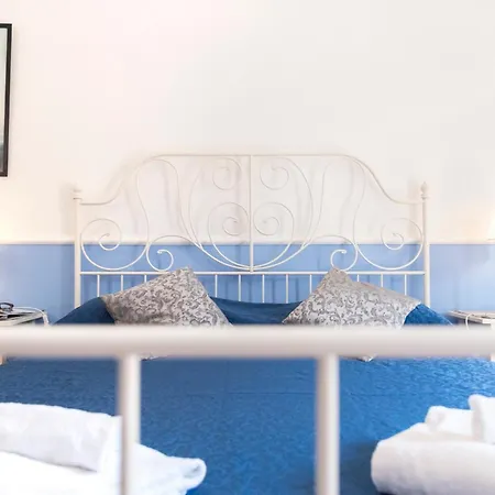 San Pietro Holidays Guest house *